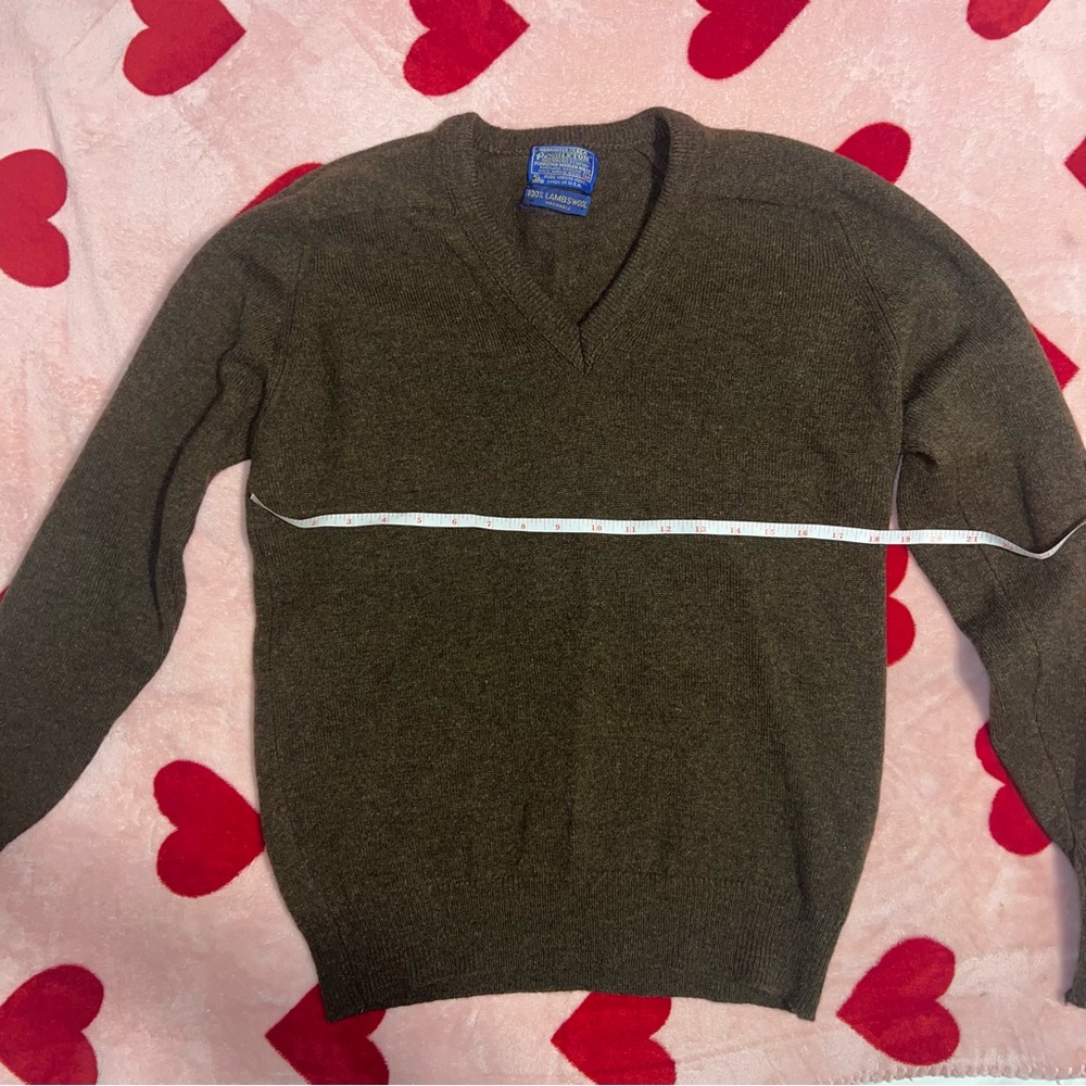 Vintage Pendleton 100% Wool Sweater Size Medium in Brown Color